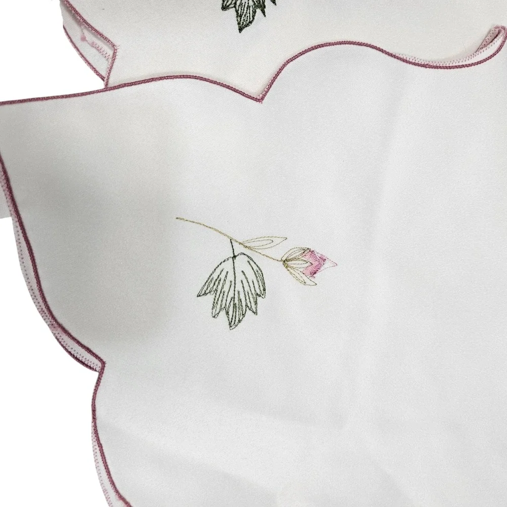 Vintage Embroidered Rose Satin Cloth Napkins Set‎ 6 Scalloped Edges Dinner Party